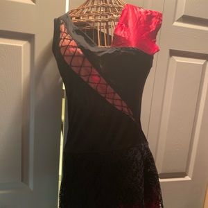 Looks like pirate costume dress size medium